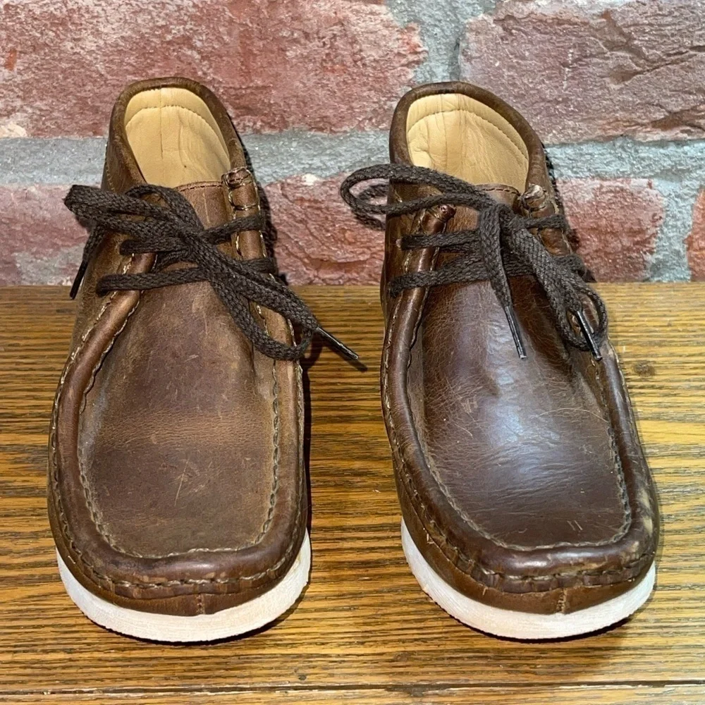 Clarks originals wallabee